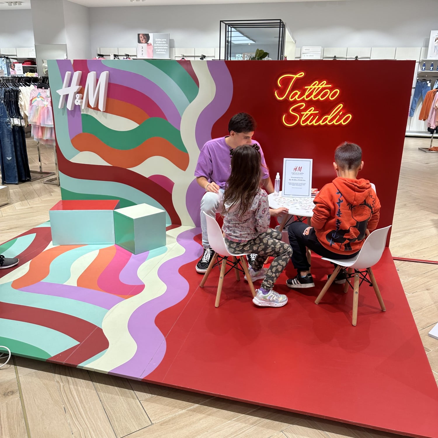 Activación Dia del niño 2023 - H&M (mobiliario infantil)